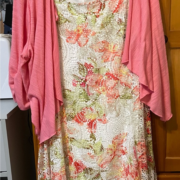 Floral print dress with jacket - Picture 3 of 3